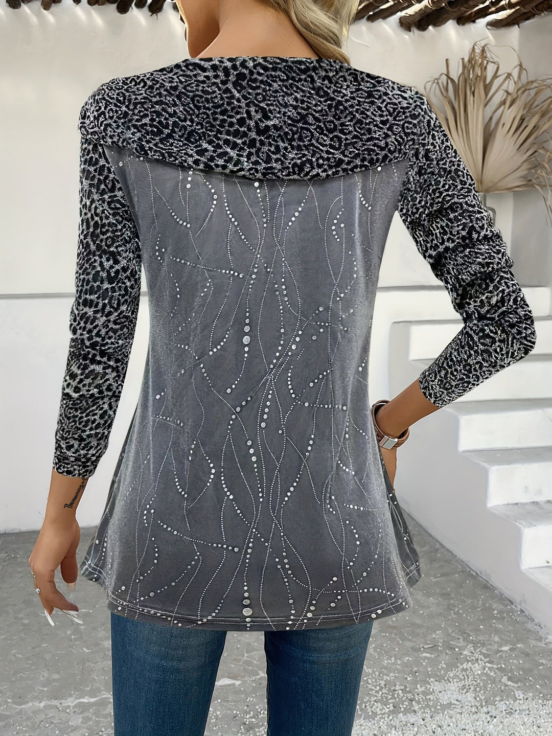 Hedda - Elegant Off-Shoulder Blouse