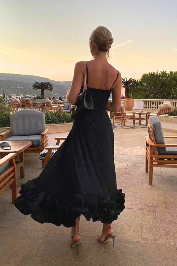 Amelith | Graceful Flowing Dress