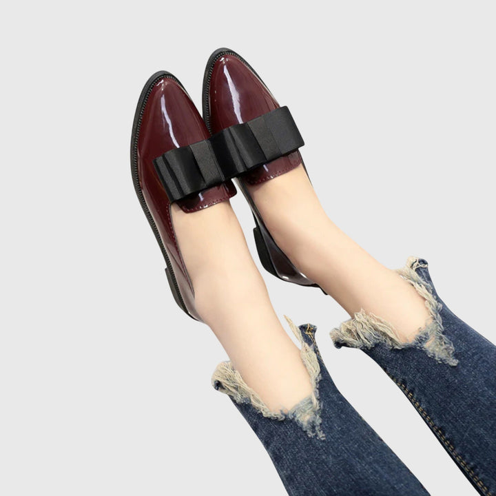 KATTY – BOW ACCENT LOAFERS