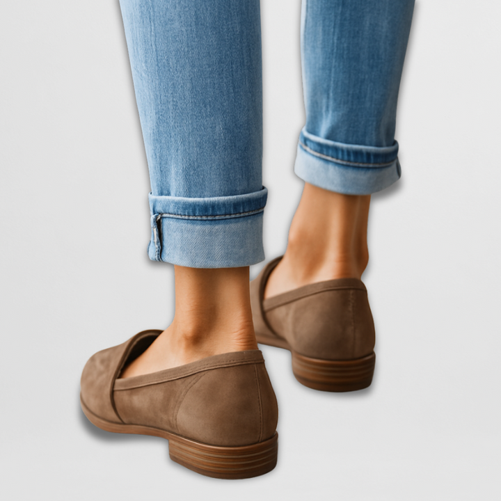 LAYLA - POINTED-TOE PENNY LOAFER