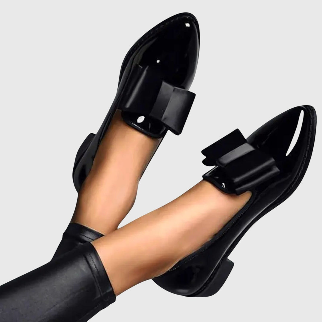 KATTY – BOW ACCENT LOAFERS