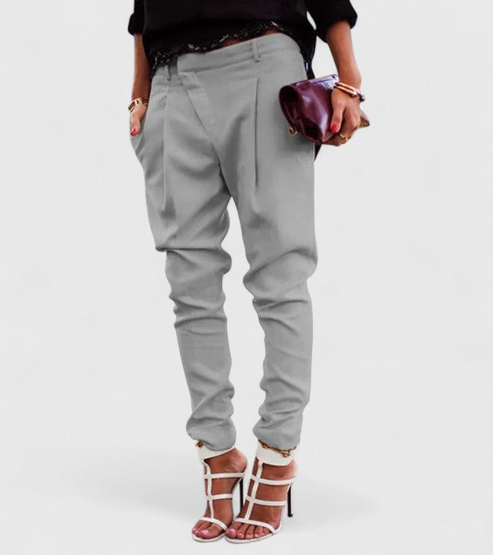 JULIA – RELAXED TAPERED PLEATED PANTS