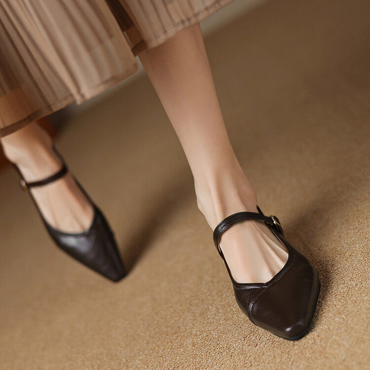 AVERY – POINTED TOE MARY JANE FLATS
