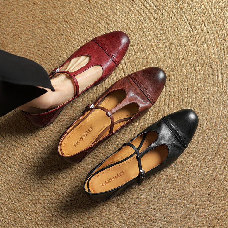Reiten - Elegant T-Strap Leather Flats