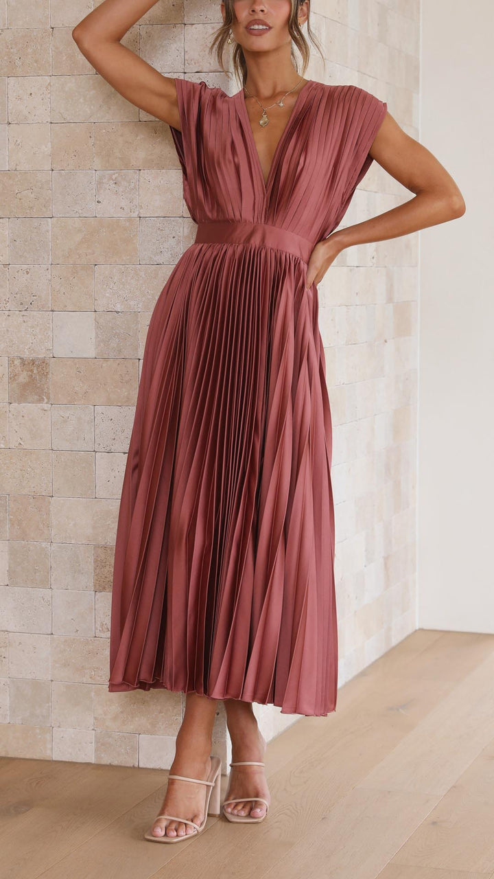 ALIYAH – ELEGANT PLEATED MIDI DRESS