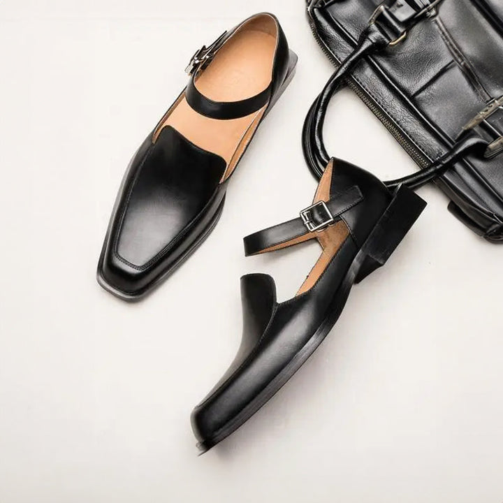 Oliver | Black Sandals