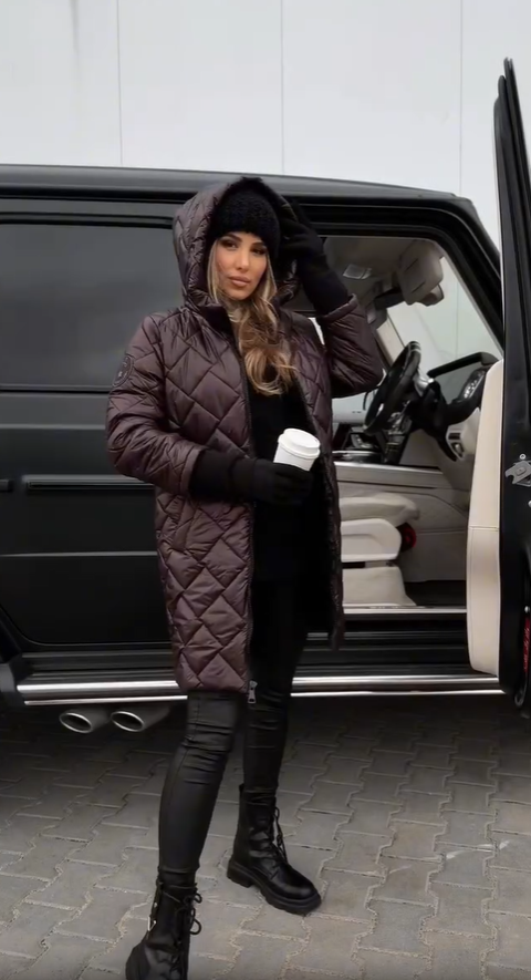 Kureha - Stylish Quilted Hooded Jacket With Zipper