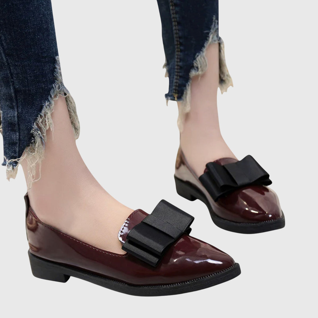 KATTY – BOW ACCENT LOAFERS