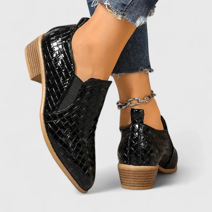 ABBY – CHIC WOVEN ANKLE BOOTIE